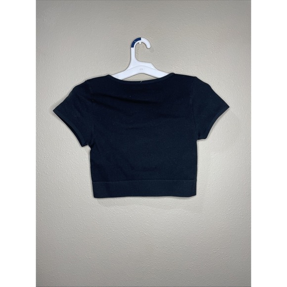 Wild Fable Women's Black Seamless Ribbed Short Sleeve Cropped Top Size Large NWT - Picture 4 of 4